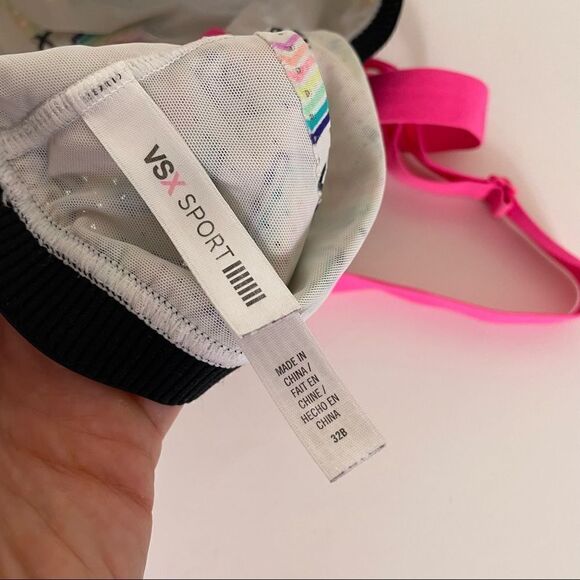VSX Victoria’s Secret Sport White with Rainbow Zig Zag Print Sports Bra - Picture 5 of 5